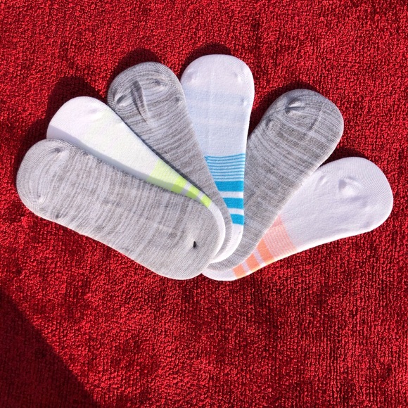 NEW ADIDAS Socks - Picture 2 of 2